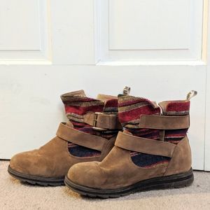 Muk Luks Tribal Woven Boho Ankle Booties Sz 6 6.5